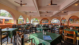Williams Beach Retreat - Restaurant